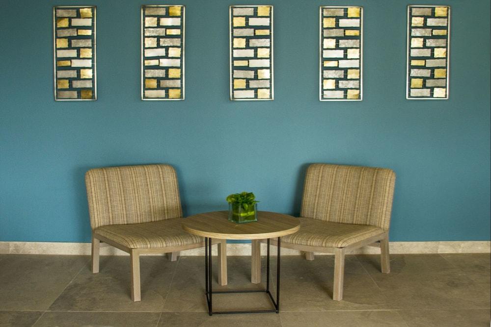 City Express Plus By Marriott Monterrey Galerias Luaran gambar